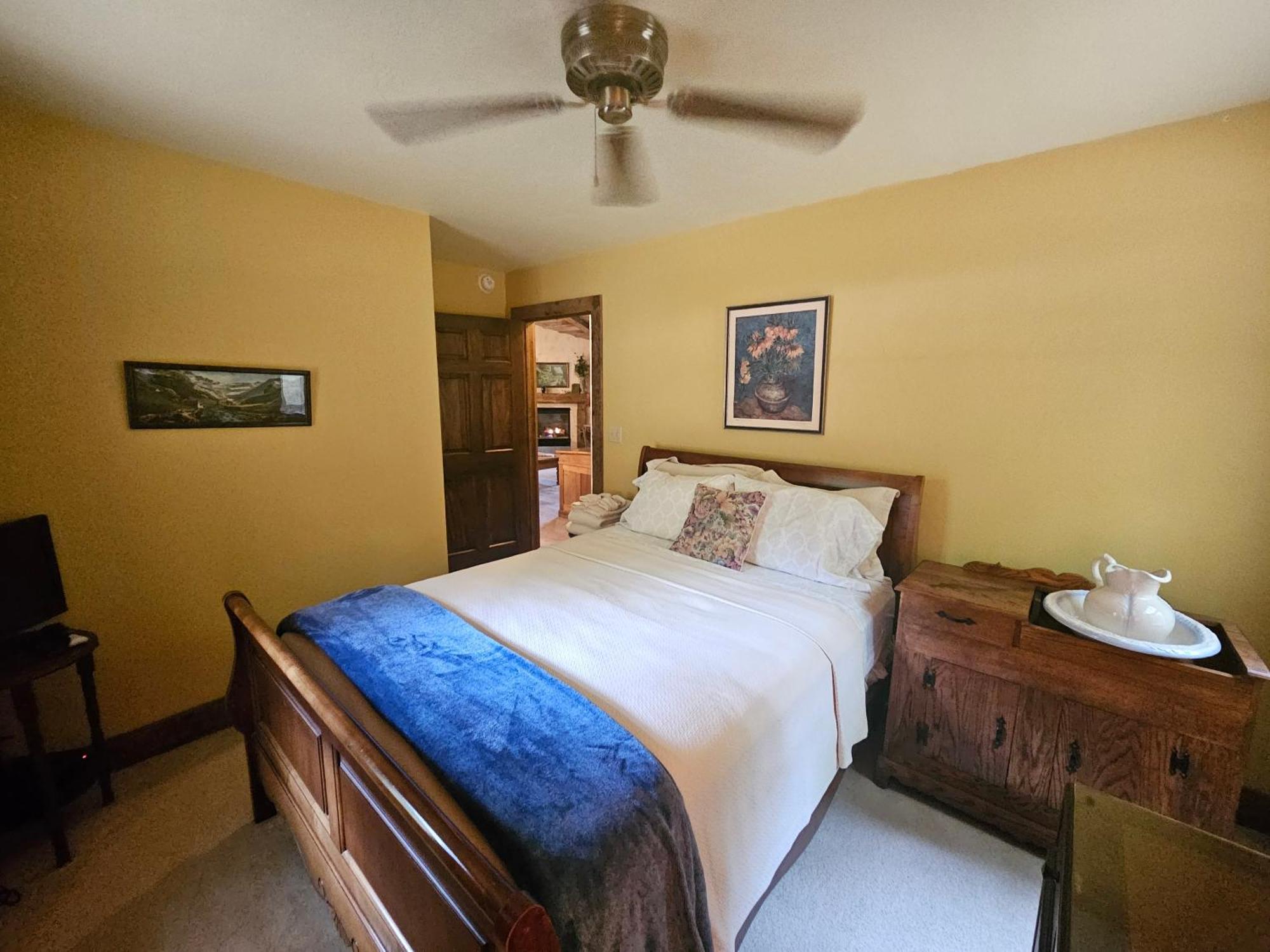 Chanticleer Cabins Sturgeon Bay Buitenkant foto